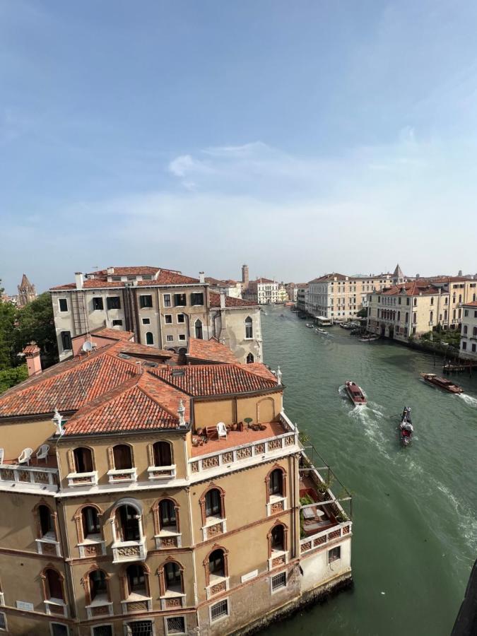Attico Canal Grande A Palazzo Contarini Corfu Veneza Exterior foto
